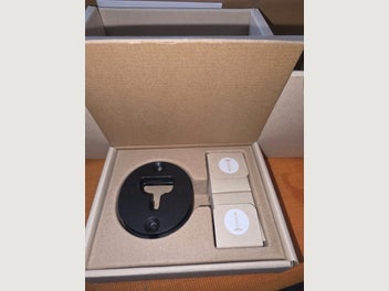 Image 1 of 4