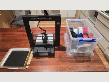 Image 1 of 6