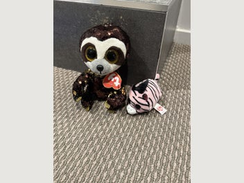 Image 1 of 4