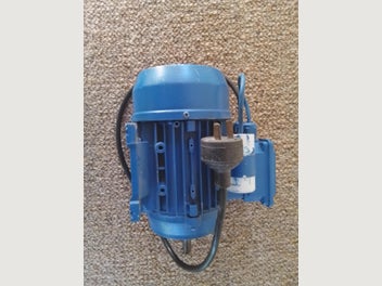 Image 1 of 3