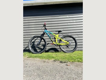 Image 1 of 8