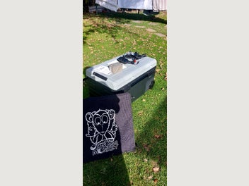 Image 1 of 8