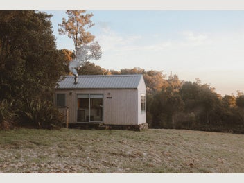 Image 1 of 7