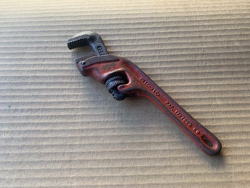 Image 1 of 7