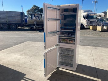 Image 1 of 20