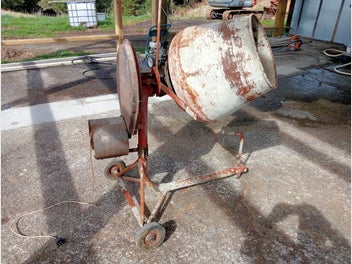 Image 1 of 4