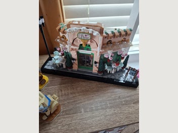 Image 1 of 3