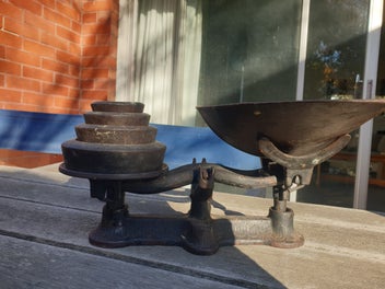 Image 1 of 3