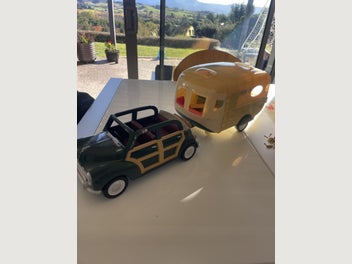 Image 1 of 18