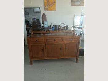 Image 1 of 8