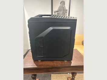 Image 1 of 7