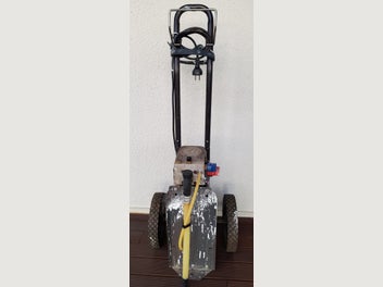 Image 1 of 5