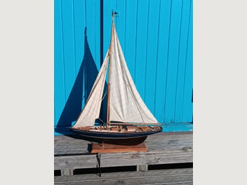 Image 1 of 11
