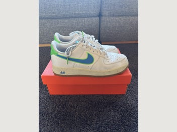 Image 1 of 4