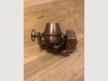 Image 1 of 3