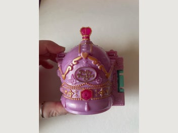 Image 1 of 8