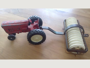 Image 1 of 4