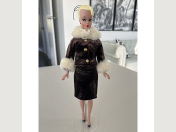 Image 1 of 7