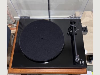 Image 1 of 4