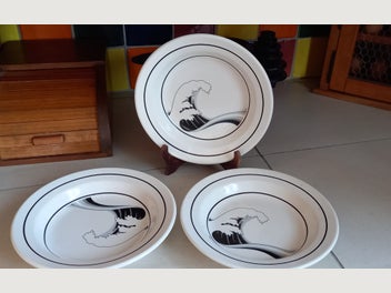 Image 1 of 3
