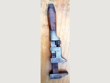 Image 1 of 4