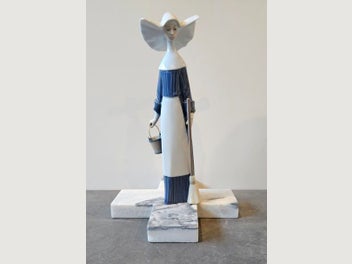 Image 1 of 7