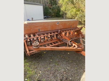 Image 1 of 7