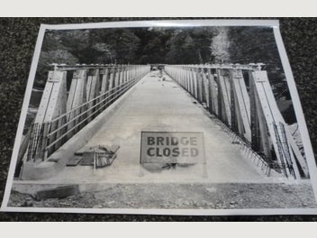 Image 1 of 7