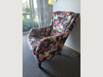 Image 1 of 5