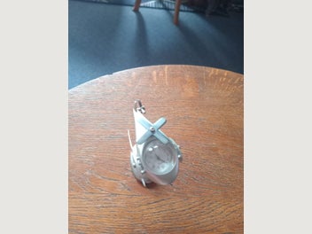 Image 1 of 6