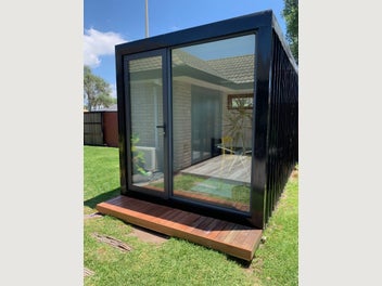 Image 1 of 7