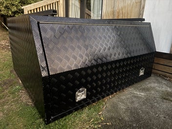 Image 1 of 6