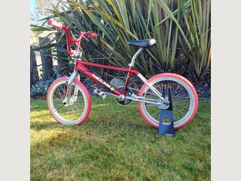 Image 1 of 6