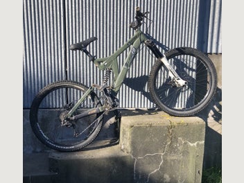 Image 1 of 7