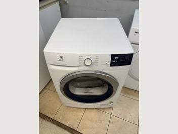 Image 1 of 20
