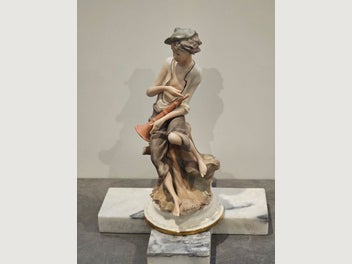 Image 1 of 8