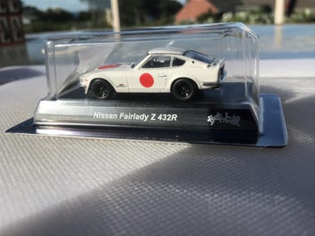 Image 1 of 8