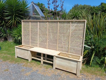 Image 1 of 6