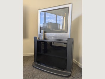 Image 1 of 7