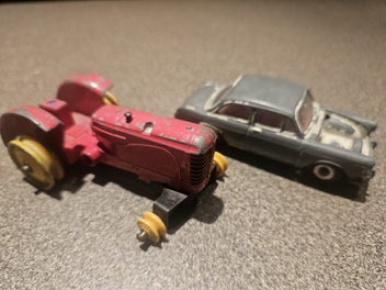Image 1 of 4