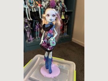 Image 1 of 2