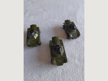 Image 1 of 3
