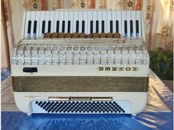 Image 1 of 11