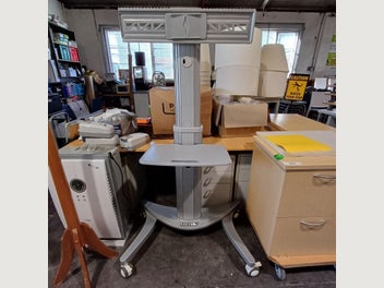 Image 1 of 6
