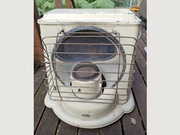Image 1 of 7