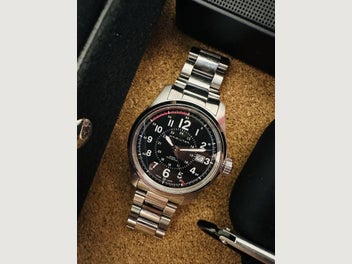 Image 1 of 7