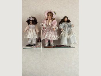 Image 1 of 7