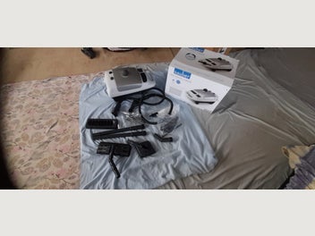 Image 1 of 7