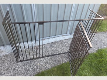 Image 1 of 7
