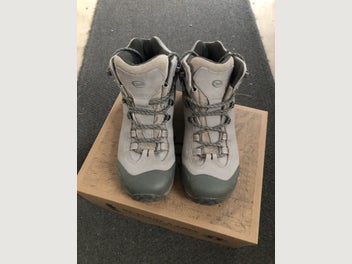 Image 1 of 8